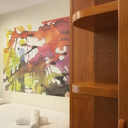Vivienda Turistica Urbana En Santuchu, Comoda, Funcional Y Con Parking Apartment *