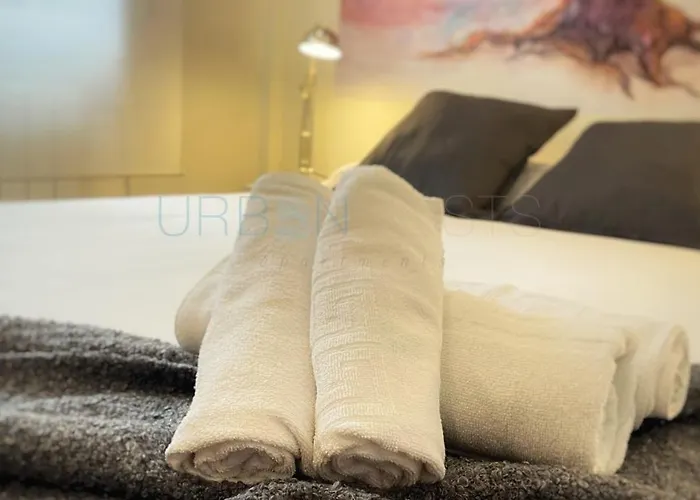 Vivienda Turistica Urbana En Santuchu, Comoda, Funcional Y Con Parking *