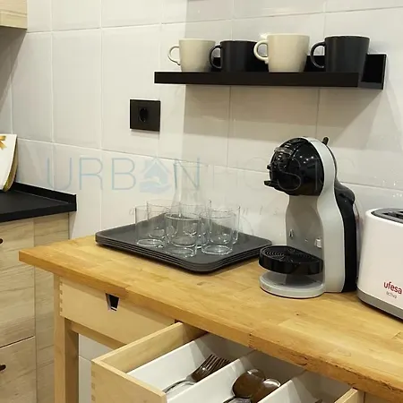 Vivienda Turistica Urbana En Santuchu, Comoda, Funcional Y Con Parking בילבאו